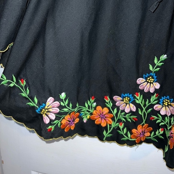 Black Embroidered Boho Bell Sleeve Blouse - Picture 2 of 6